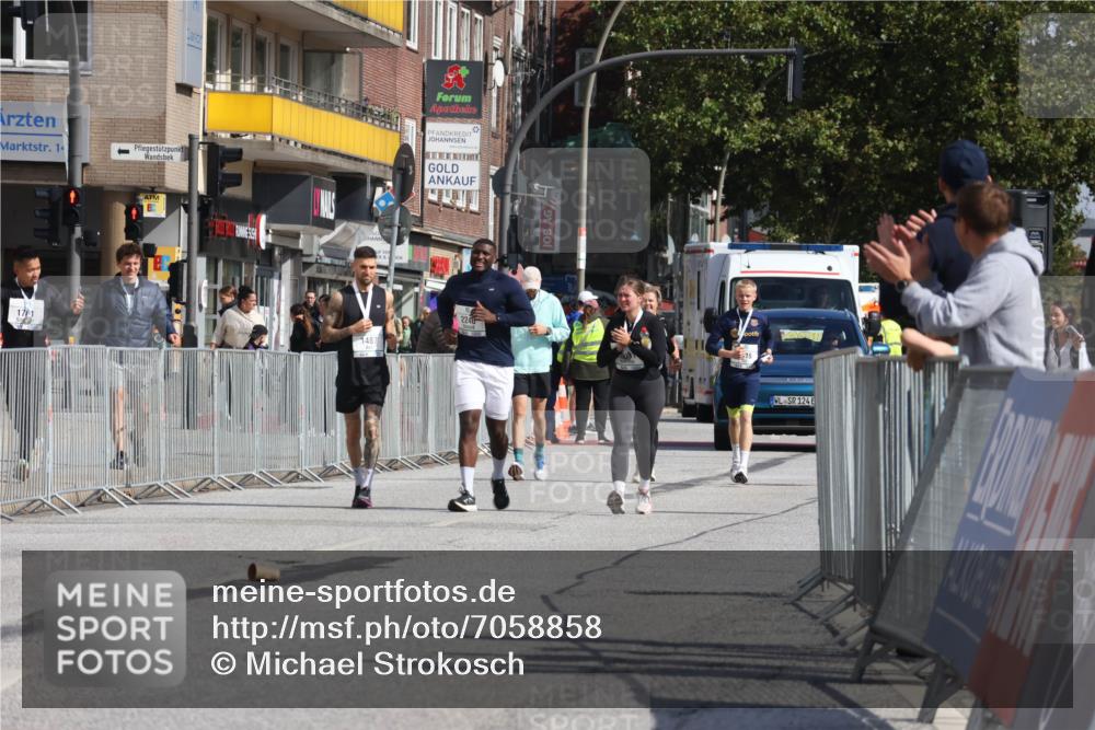 15.09.2024 - PSD Bank Halbmarathon Michael Strokosch http://msf.ph/oto/7058858 15.09.2024 13:05:07 Ziel  meine-sportfotos.de