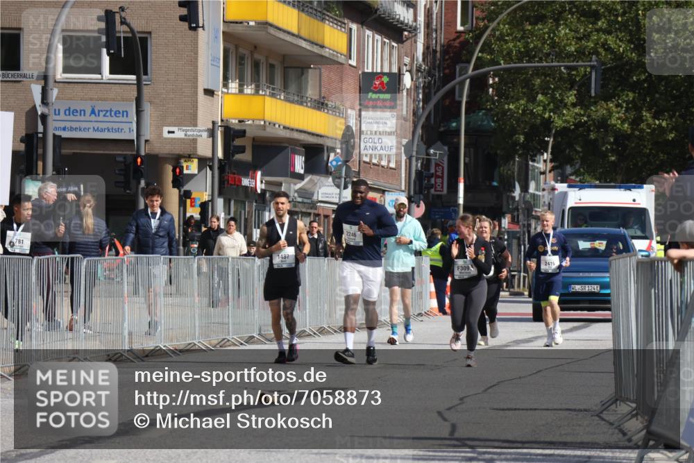15.09.2024 - PSD Bank Halbmarathon Michael Strokosch http://msf.ph/oto/7058873 15.09.2024 13:05:08 Ziel  meine-sportfotos.de
