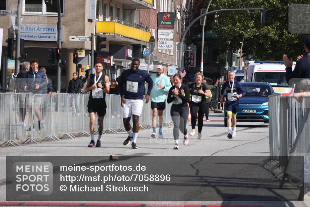 15.09.2024 - PSD Bank Halbmarathon Michael Strokosch http://msf.ph/oto/7058896 15.09.2024 13:05:10 Ziel  meine-sportfotos.de