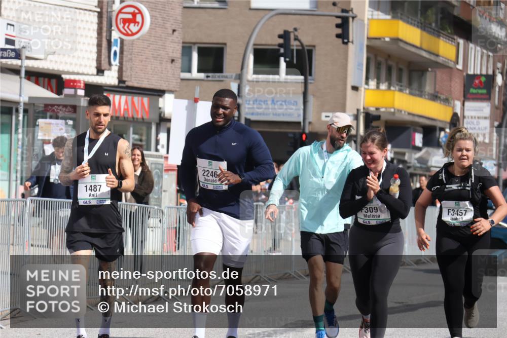 15.09.2024 - PSD Bank Halbmarathon Michael Strokosch http://msf.ph/oto/7058971 15.09.2024 13:05:18 Ziel 2246, 3457 meine-sportfotos.de