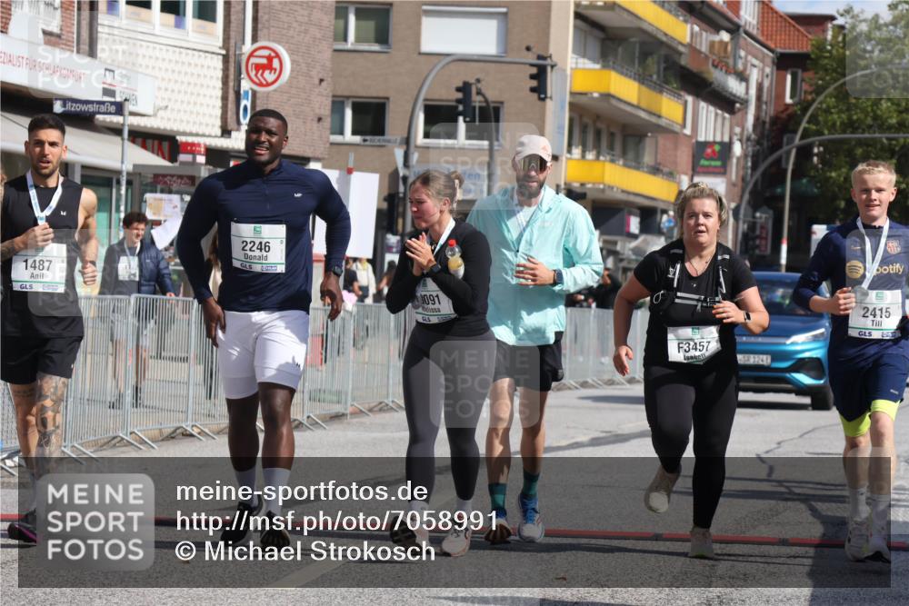 15.09.2024 - PSD Bank Halbmarathon Michael Strokosch http://msf.ph/oto/7058991 15.09.2024 13:05:19 Ziel 2246, 3457 meine-sportfotos.de