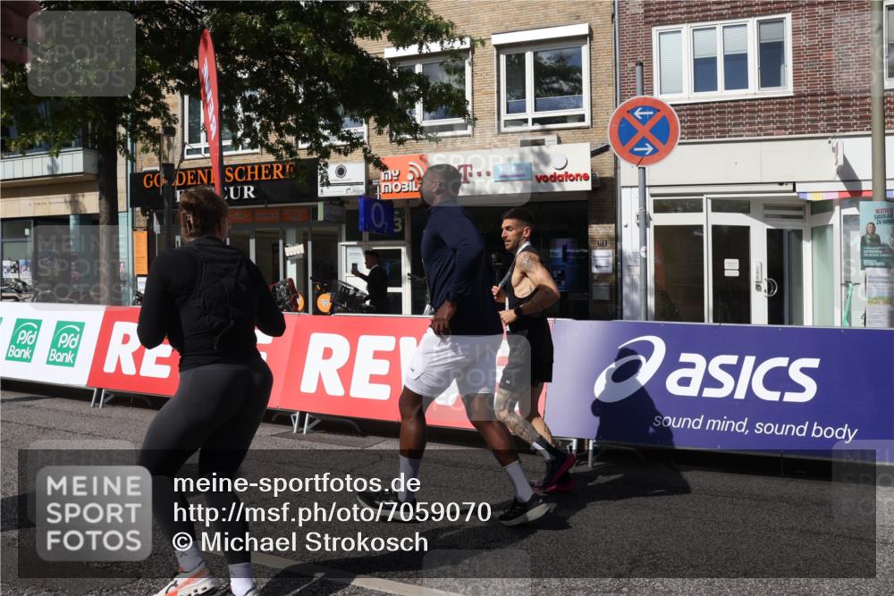 15.09.2024 - PSD Bank Halbmarathon Michael Strokosch http://msf.ph/oto/7059070 15.09.2024 13:05:27 Ziel 2246, 3457 meine-sportfotos.de