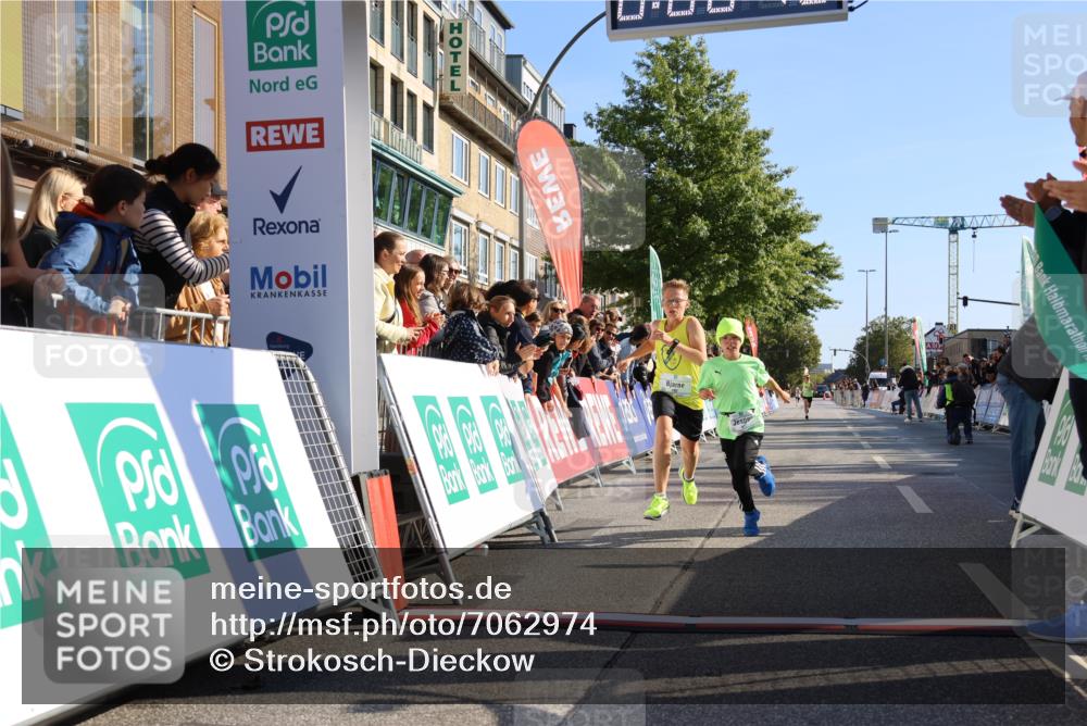 15.09.2024 - PSD Bank Halbmarathon Strokosch-Dieckow http://msf.ph/oto/7062974 15.09.2024 10:25:23 Ziel 7, 102, 119, 165, 177 meine-sportfotos.de