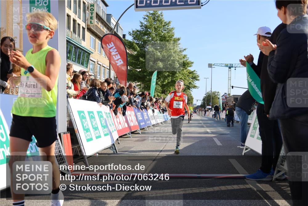 15.09.2024 - PSD Bank Halbmarathon Strokosch-Dieckow http://msf.ph/oto/7063246 15.09.2024 10:25:32 Ziel 7, 19, 66, 102, 165, 177 meine-sportfotos.de