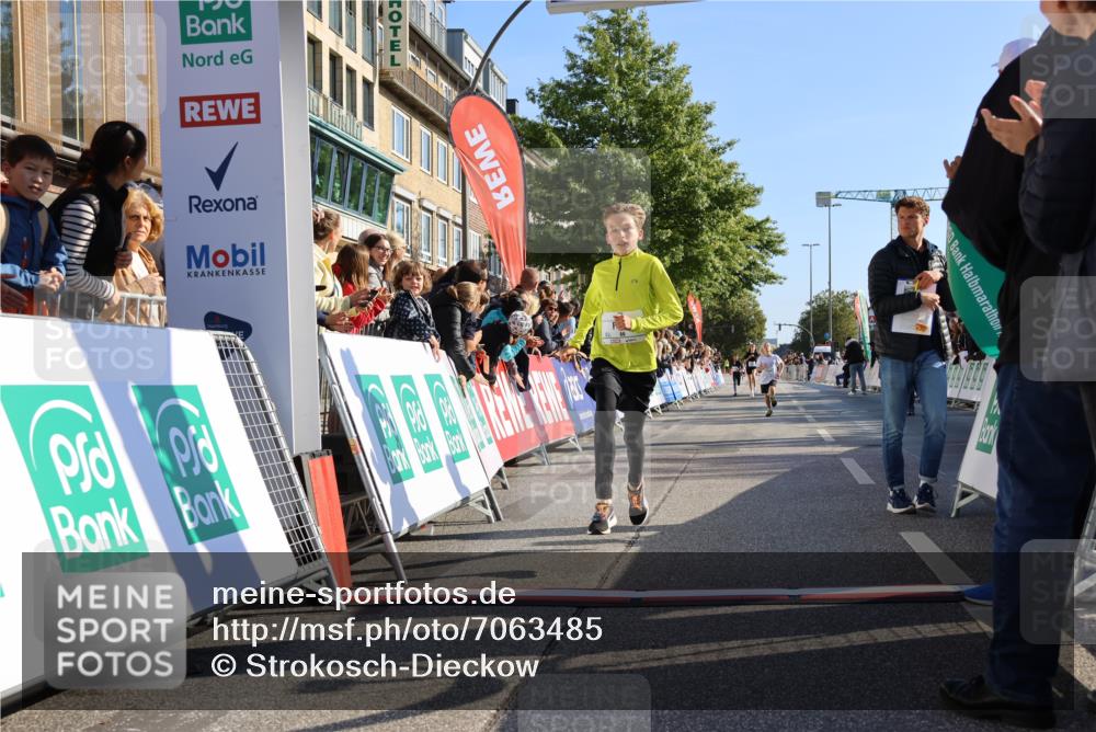 15.09.2024 - PSD Bank Halbmarathon Strokosch-Dieckow http://msf.ph/oto/7063485 15.09.2024 10:25:38 Ziel 7, 19, 66, 110, 257 meine-sportfotos.de