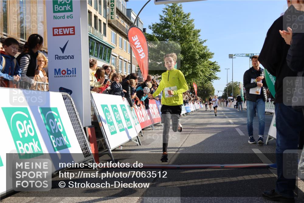 15.09.2024 - PSD Bank Halbmarathon Strokosch-Dieckow http://msf.ph/oto/7063512 15.09.2024 10:25:38 Ziel 7, 19, 66, 110, 257 meine-sportfotos.de