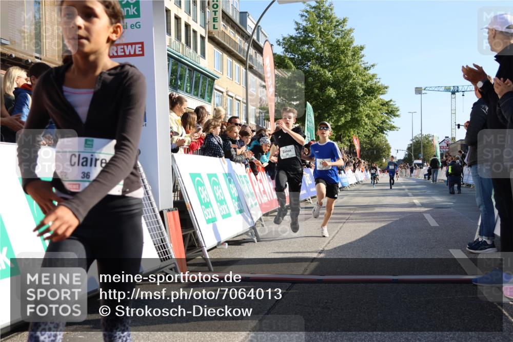 15.09.2024 - PSD Bank Halbmarathon Strokosch-Dieckow http://msf.ph/oto/7064013 15.09.2024 10:25:50 Ziel 36, 110, 221, 238, 248, 257, 298, 300 meine-sportfotos.de