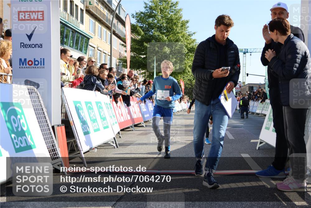 15.09.2024 - PSD Bank Halbmarathon Strokosch-Dieckow http://msf.ph/oto/7064270 15.09.2024 10:25:56 Ziel 36, 54, 221, 238, 248, 257, 298, 300 meine-sportfotos.de