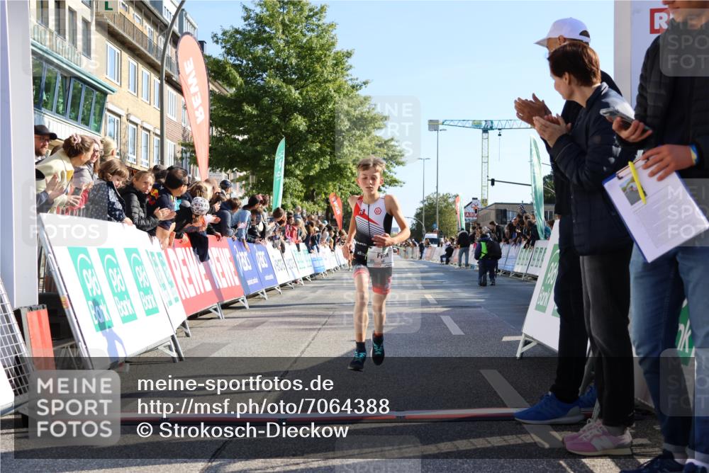15.09.2024 - PSD Bank Halbmarathon Strokosch-Dieckow http://msf.ph/oto/7064388 15.09.2024 10:26:01 Ziel 54, 98, 221, 238, 248, 298, 300 meine-sportfotos.de