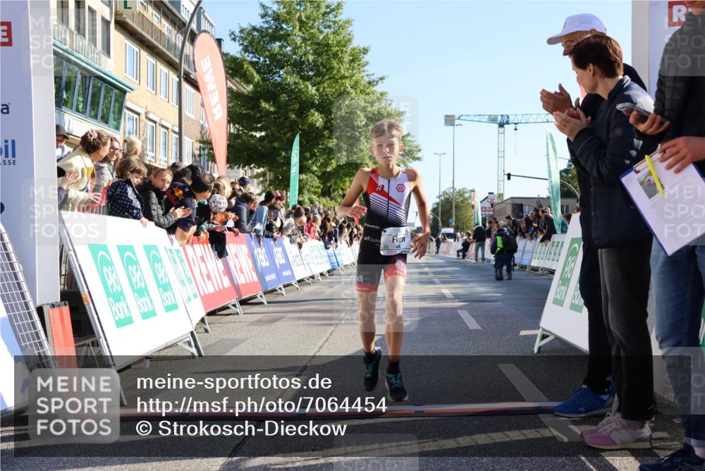 15.09.2024 - PSD Bank Halbmarathon Strokosch-Dieckow http://msf.ph/oto/7064454 15.09.2024 10:26:01 Ziel 54, 98, 221, 238, 248, 298, 300 meine-sportfotos.de