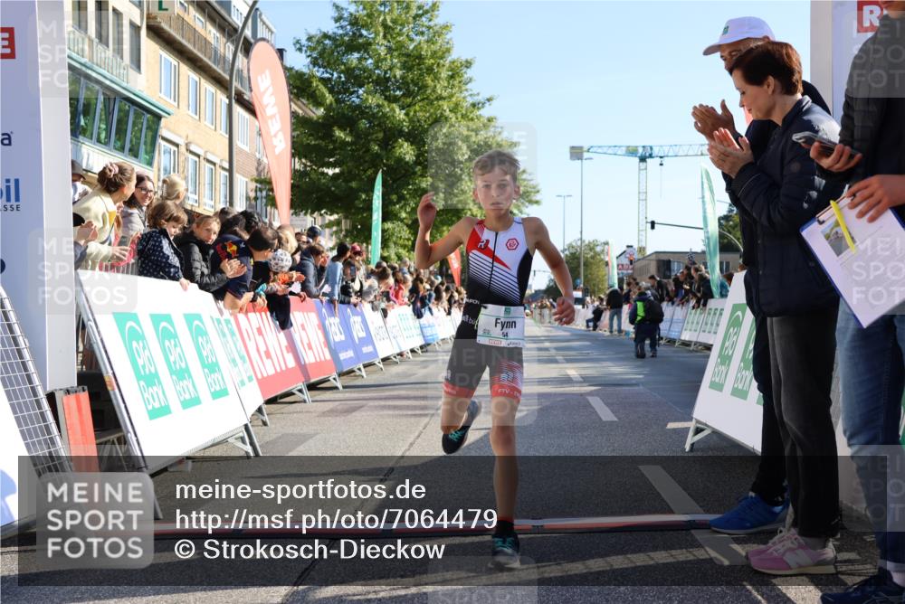 15.09.2024 - PSD Bank Halbmarathon Strokosch-Dieckow http://msf.ph/oto/7064479 15.09.2024 10:26:01 Ziel 54, 98, 221, 238, 248, 298, 300 meine-sportfotos.de