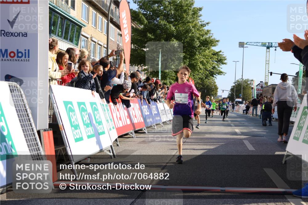 15.09.2024 - PSD Bank Halbmarathon Strokosch-Dieckow http://msf.ph/oto/7064882 15.09.2024 10:26:24 Ziel 9, 20, 88, 144, 181, 216, 240, 242, 295 meine-sportfotos.de