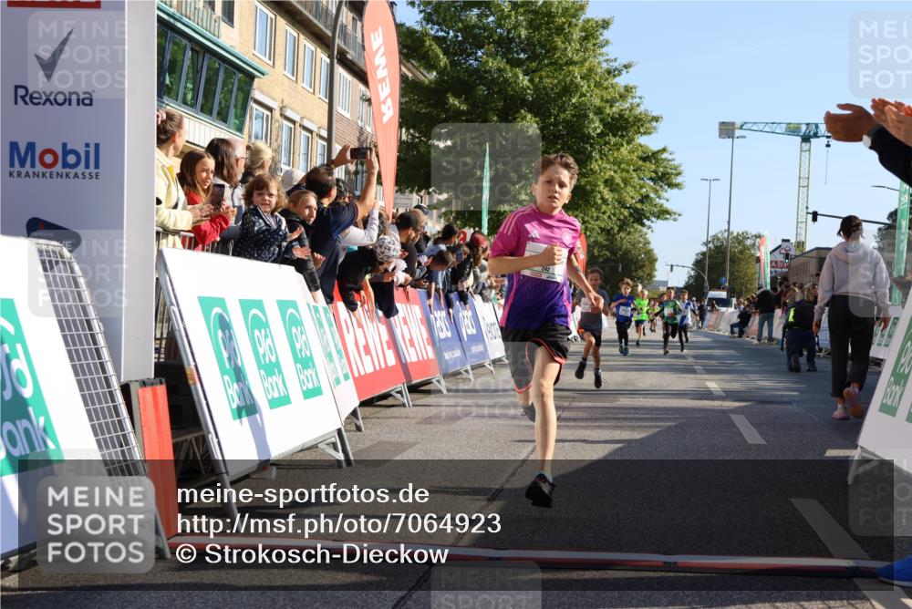 15.09.2024 - PSD Bank Halbmarathon Strokosch-Dieckow http://msf.ph/oto/7064923 15.09.2024 10:26:24 Ziel 9, 20, 88, 144, 181, 216, 240, 242, 295 meine-sportfotos.de