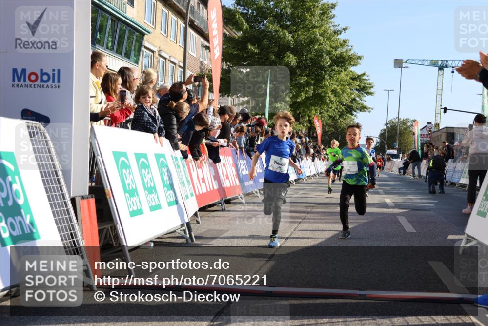 15.09.2024 - PSD Bank Halbmarathon Strokosch-Dieckow http://msf.ph/oto/7065221 15.09.2024 10:26:27 Ziel 9, 86, 88, 116, 144, 181, 200, 216, 242, 295 meine-sportfotos.de
