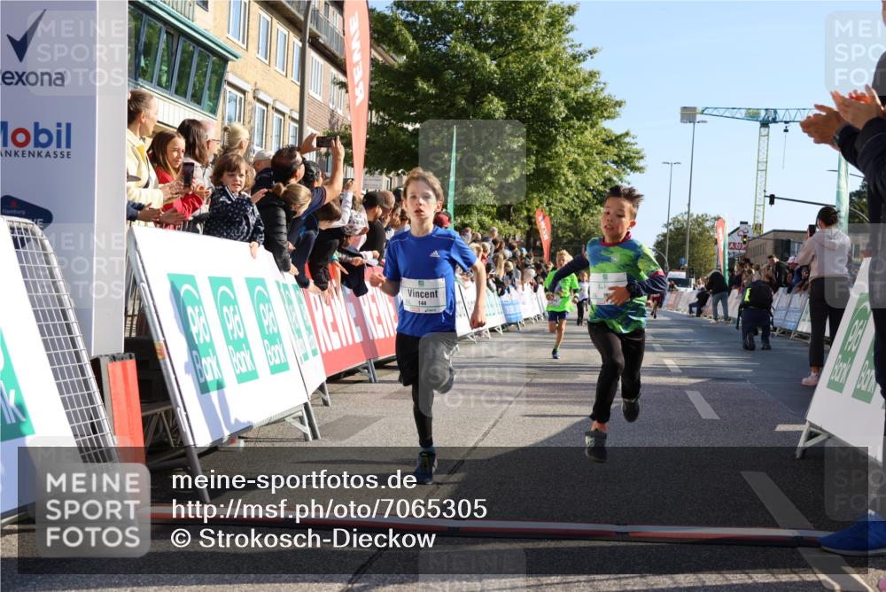 15.09.2024 - PSD Bank Halbmarathon Strokosch-Dieckow http://msf.ph/oto/7065305 15.09.2024 10:26:28 Ziel 9, 86, 88, 116, 144, 181, 200, 216, 242, 295 meine-sportfotos.de