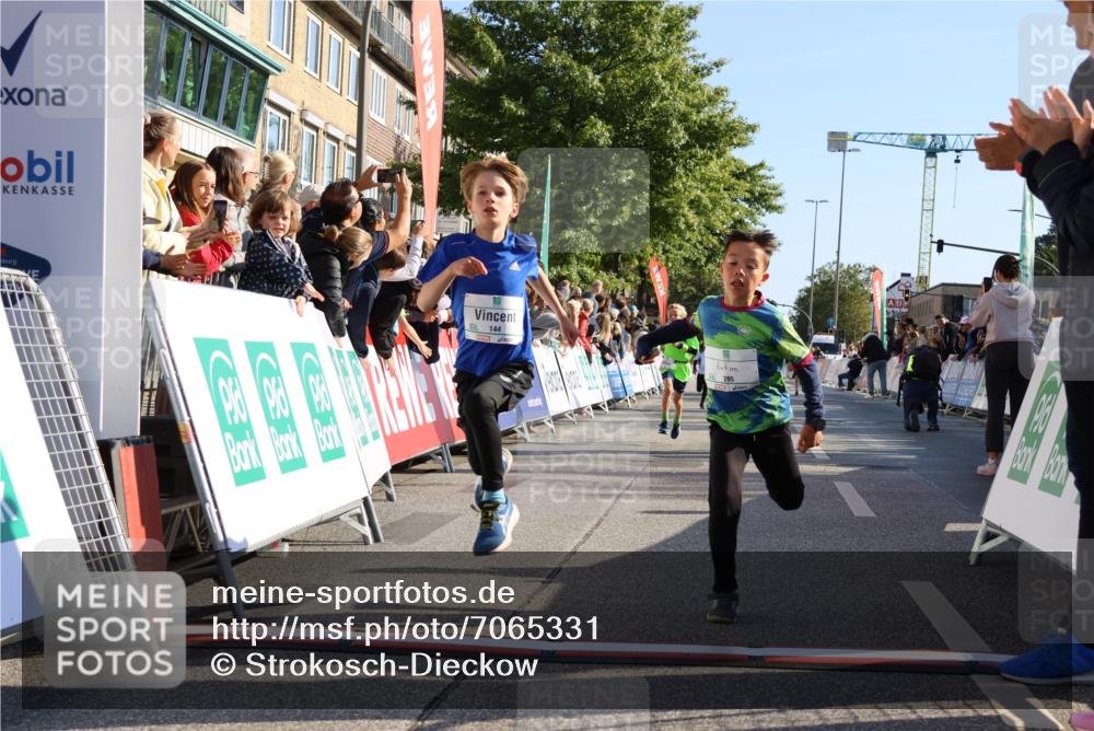 15.09.2024 - PSD Bank Halbmarathon Strokosch-Dieckow http://msf.ph/oto/7065331 15.09.2024 10:26:28 Ziel 9, 86, 88, 116, 144, 181, 200, 216, 242, 295 meine-sportfotos.de