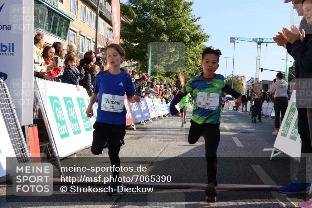 15.09.2024 - PSD Bank Halbmarathon Strokosch-Dieckow http://msf.ph/oto/7065390 15.09.2024 10:26:28 Ziel 9, 86, 88, 116, 144, 181, 200, 216, 242, 295 meine-sportfotos.de
