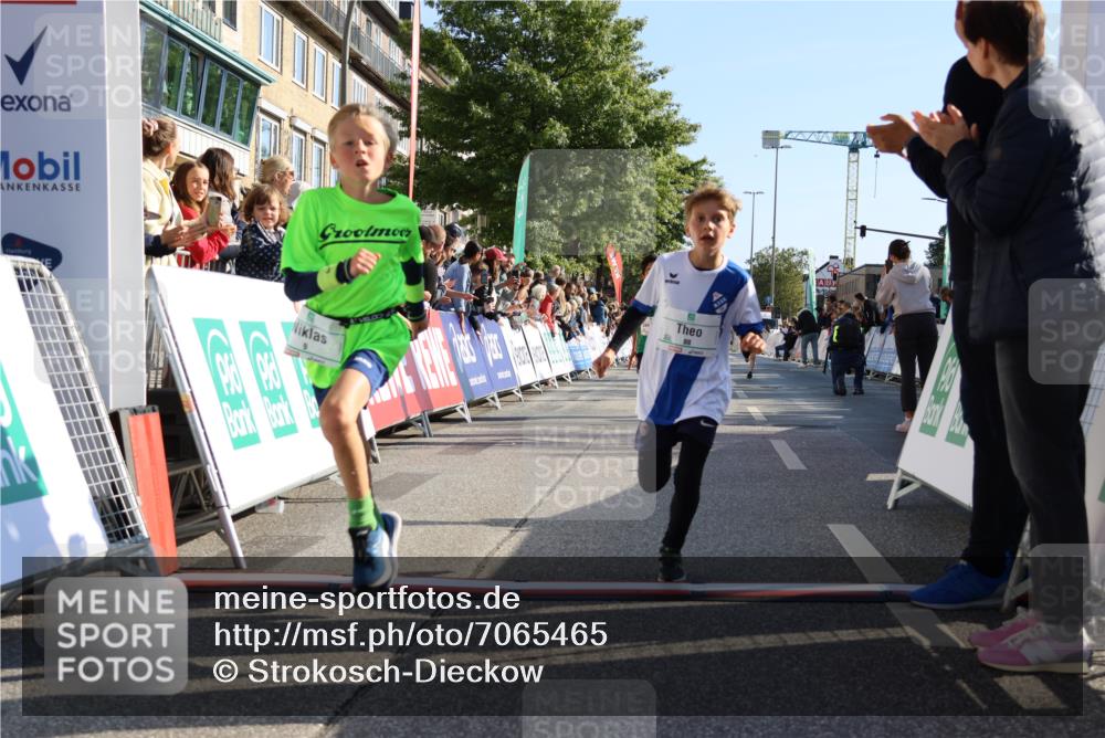 15.09.2024 - PSD Bank Halbmarathon Strokosch-Dieckow http://msf.ph/oto/7065465 15.09.2024 10:26:31 Ziel 9, 86, 88, 116, 118, 144, 181, 188, 200, 216, 242, 295 meine-sportfotos.de