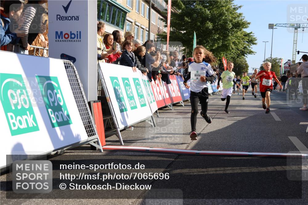 15.09.2024 - PSD Bank Halbmarathon Strokosch-Dieckow http://msf.ph/oto/7065696 15.09.2024 10:26:34 Ziel 9, 86, 88, 116, 118, 143, 144, 181, 188, 200, 216, 242, 251, 295 meine-sportfotos.de