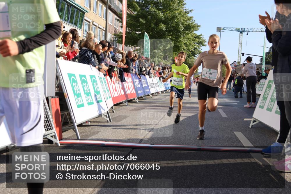 15.09.2024 - PSD Bank Halbmarathon Strokosch-Dieckow http://msf.ph/oto/7066045 15.09.2024 10:26:37 Ziel 9, 86, 88, 116, 118, 143, 144, 181, 188, 200, 216, 251, 295 meine-sportfotos.de