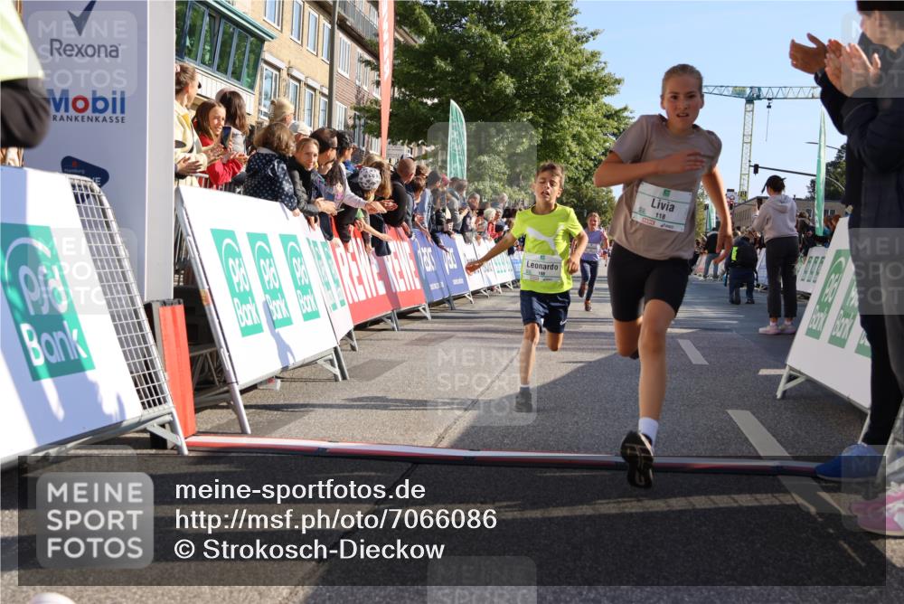15.09.2024 - PSD Bank Halbmarathon Strokosch-Dieckow http://msf.ph/oto/7066086 15.09.2024 10:26:37 Ziel 9, 86, 88, 116, 118, 143, 144, 181, 188, 200, 216, 251, 295 meine-sportfotos.de