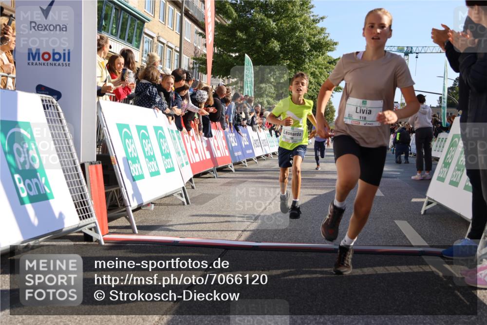 15.09.2024 - PSD Bank Halbmarathon Strokosch-Dieckow http://msf.ph/oto/7066120 15.09.2024 10:26:38 Ziel 9, 86, 88, 116, 118, 143, 144, 181, 188, 200, 216, 251, 295 meine-sportfotos.de