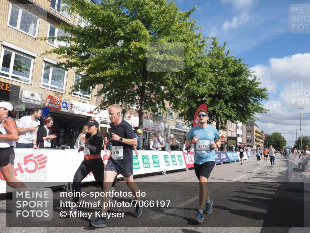 15.09.2024 - PSD Bank Halbmarathon Miley Keyser http://msf.ph/oto/7066197 15.09.2024 12:17:06 Ziel 1157, 1596, 2117, 2270, 2277, 2686, 2969, 3109, 3118, 3130, 3193, 3250, 3403, 3507, 3558 meine-sportfotos.de
