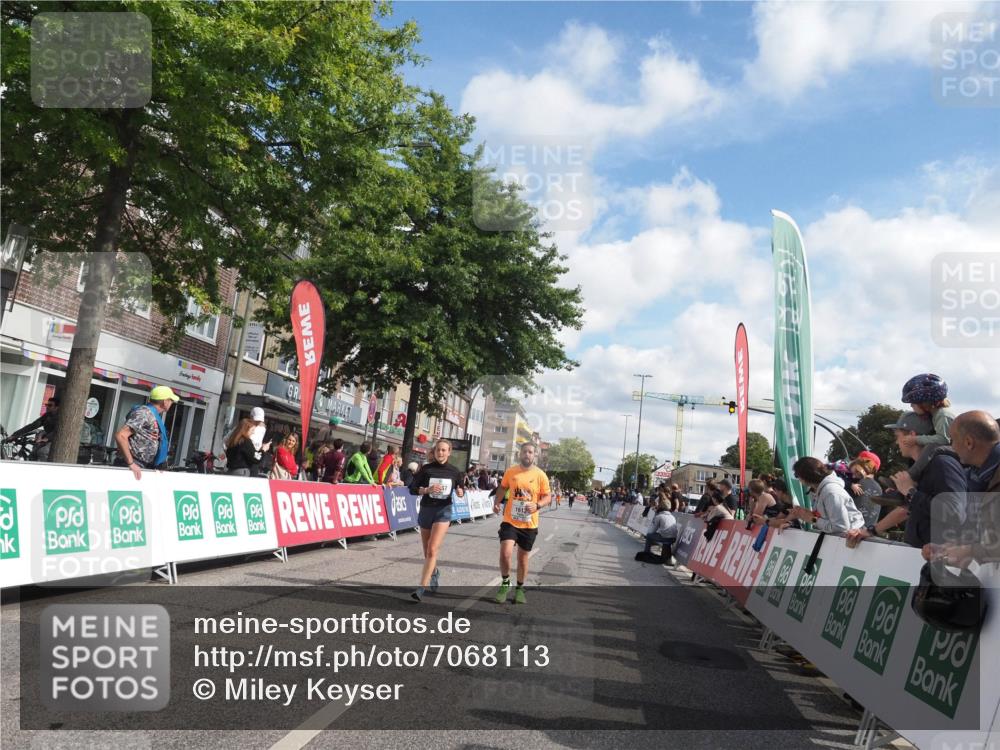 15.09.2024 - PSD Bank Halbmarathon Miley Keyser http://msf.ph/oto/7068113 15.09.2024 12:19:37 Ziel 1613, 2867, 3092, 3373 meine-sportfotos.de