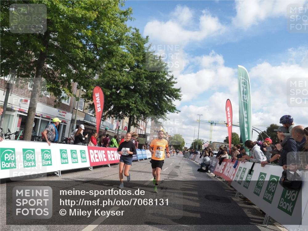15.09.2024 - PSD Bank Halbmarathon Miley Keyser http://msf.ph/oto/7068131 15.09.2024 12:19:38 Ziel 1613, 2867, 3092 meine-sportfotos.de