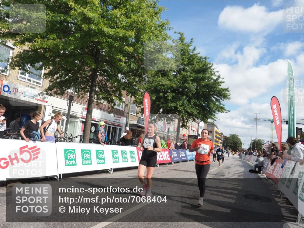 15.09.2024 - PSD Bank Halbmarathon Miley Keyser http://msf.ph/oto/7068404 15.09.2024 12:20:11 Ziel 2215, 2295, 2739, 3085, 3152, 3440, 3540 meine-sportfotos.de