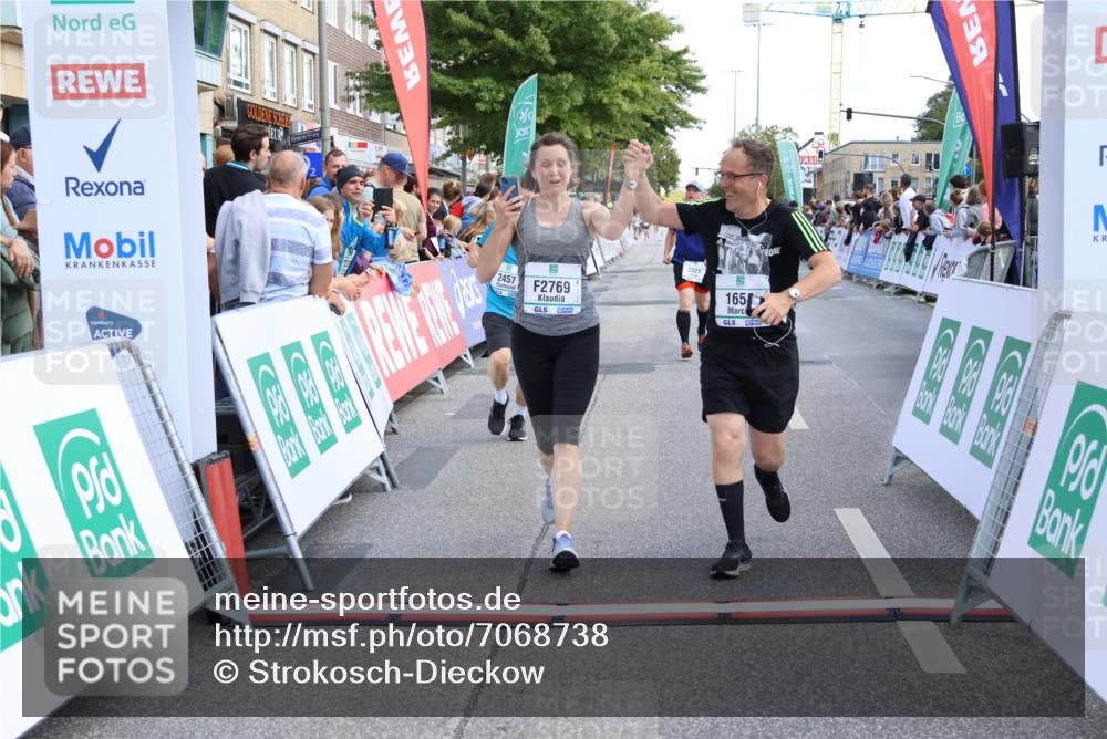 15.09.2024 - PSD Bank Halbmarathon Strokosch-Dieckow http://msf.ph/oto/7068738 15.09.2024 12:22:20 Ziel 1654, 2321, 2457, 2689, 2769, 3025, 3230 meine-sportfotos.de