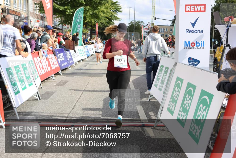 15.09.2024 - PSD Bank Halbmarathon Strokosch-Dieckow http://msf.ph/oto/7068757 15.09.2024 12:31:16 Ziel 2152, 2261, 3211, 3279, 3312, 3414, 3416 meine-sportfotos.de