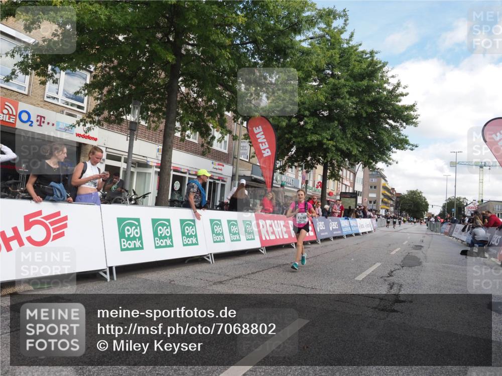 15.09.2024 - PSD Bank Halbmarathon Miley Keyser http://msf.ph/oto/7068802 15.09.2024 12:21:00 Ziel 2070, 2128, 2957, 3248 meine-sportfotos.de