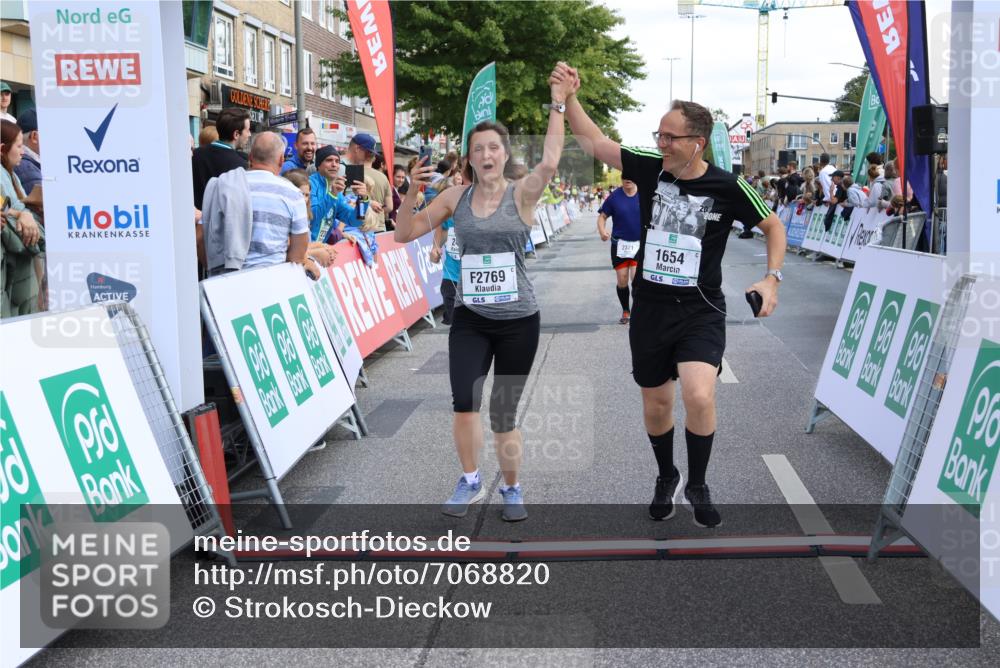 15.09.2024 - PSD Bank Halbmarathon Strokosch-Dieckow http://msf.ph/oto/7068820 15.09.2024 12:22:20 Ziel 1654, 2321, 2457, 2689, 2769, 3025, 3230 meine-sportfotos.de
