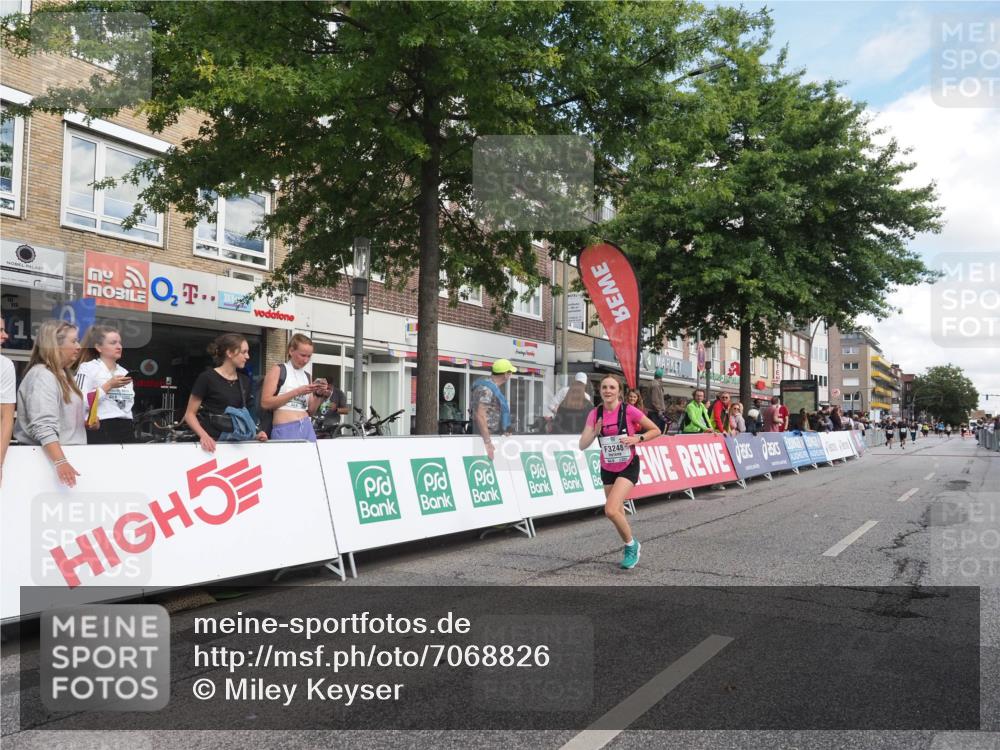 15.09.2024 - PSD Bank Halbmarathon Miley Keyser http://msf.ph/oto/7068826 15.09.2024 12:21:00 Ziel 2070, 2128, 2957, 3248 meine-sportfotos.de
