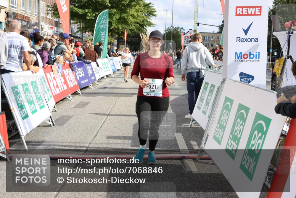15.09.2024 - PSD Bank Halbmarathon Strokosch-Dieckow http://msf.ph/oto/7068846 15.09.2024 12:31:17 Ziel 2261, 2858, 3211, 3279, 3312, 3414, 3416 meine-sportfotos.de