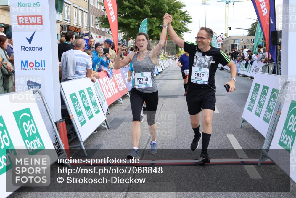 15.09.2024 - PSD Bank Halbmarathon Strokosch-Dieckow http://msf.ph/oto/7068848 15.09.2024 12:22:20 Ziel 1654, 2321, 2457, 2689, 2769, 3025, 3230 meine-sportfotos.de