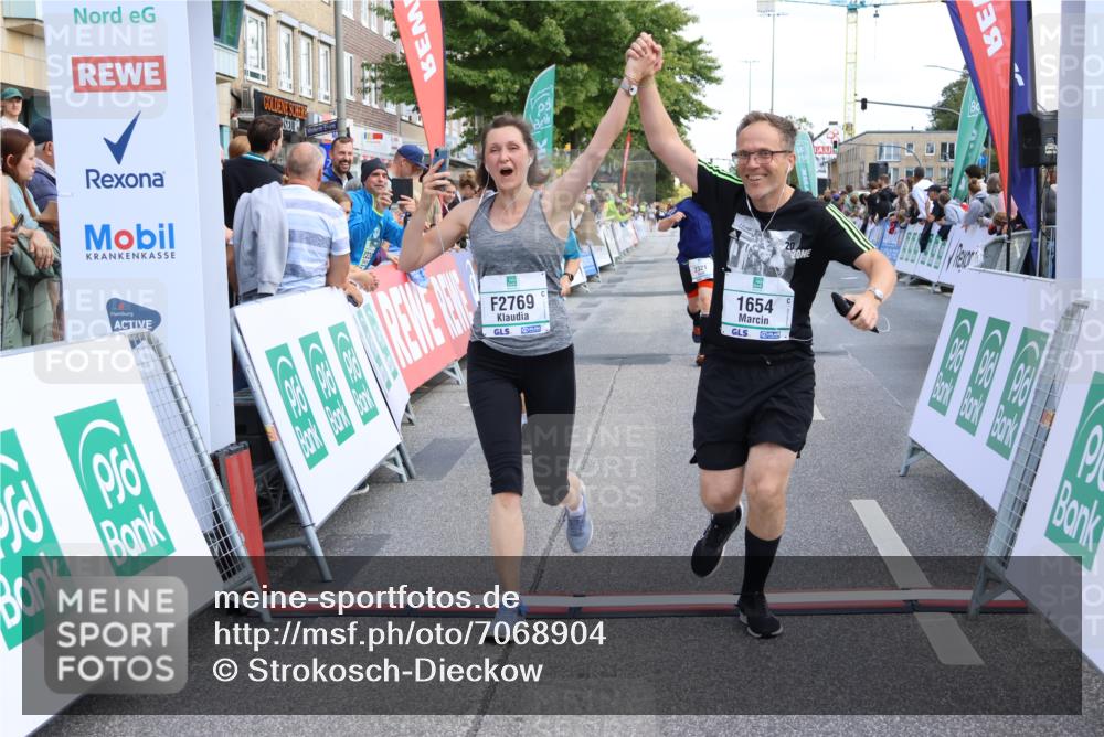 15.09.2024 - PSD Bank Halbmarathon Strokosch-Dieckow http://msf.ph/oto/7068904 15.09.2024 12:22:20 Ziel 1654, 2321, 2457, 2689, 2769, 3025, 3230 meine-sportfotos.de