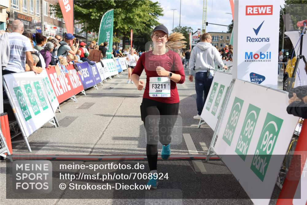 15.09.2024 - PSD Bank Halbmarathon Strokosch-Dieckow http://msf.ph/oto/7068924 15.09.2024 12:31:17 Ziel 2261, 2858, 3211, 3279, 3312, 3414, 3416 meine-sportfotos.de