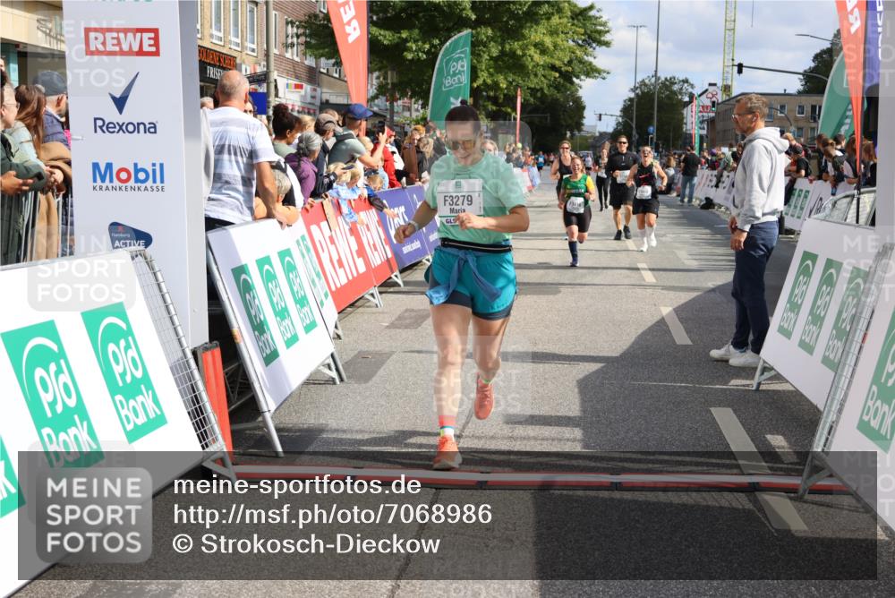 15.09.2024 - PSD Bank Halbmarathon Strokosch-Dieckow http://msf.ph/oto/7068986 15.09.2024 12:31:20 Ziel 2259, 2261, 2858, 3211, 3279, 3312, 3414, 3416, 3542 meine-sportfotos.de
