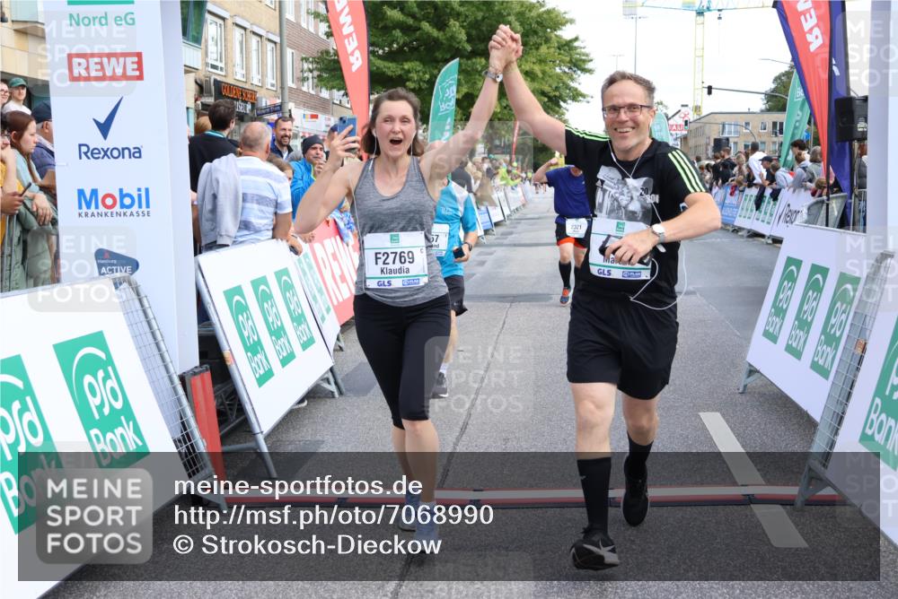 15.09.2024 - PSD Bank Halbmarathon Strokosch-Dieckow http://msf.ph/oto/7068990 15.09.2024 12:22:21 Ziel 1654, 2321, 2457, 2689, 2769, 3025, 3230 meine-sportfotos.de