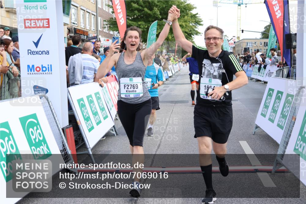 15.09.2024 - PSD Bank Halbmarathon Strokosch-Dieckow http://msf.ph/oto/7069016 15.09.2024 12:22:21 Ziel 1654, 2321, 2457, 2689, 2769, 3025, 3230 meine-sportfotos.de