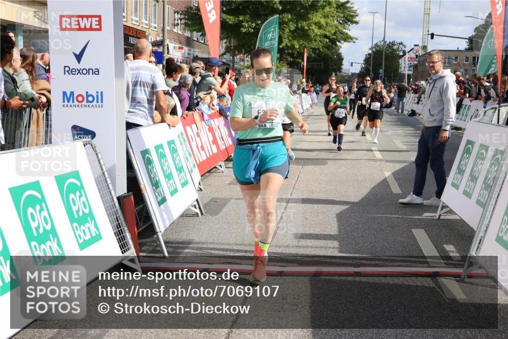 15.09.2024 - PSD Bank Halbmarathon Strokosch-Dieckow http://msf.ph/oto/7069107 15.09.2024 12:31:20 Ziel 2259, 2261, 2858, 3211, 3279, 3312, 3414, 3416, 3542 meine-sportfotos.de
