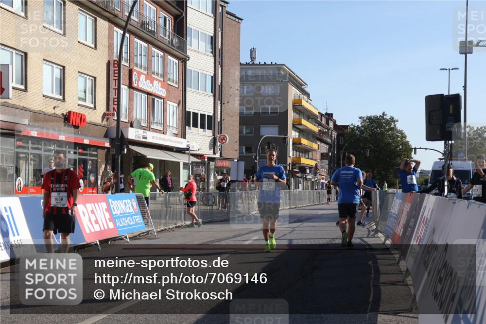 15.09.2024 - PSD Bank Halbmarathon Michael Strokosch http://msf.ph/oto/7069146 15.09.2024 09:44:28 Ziel  meine-sportfotos.de