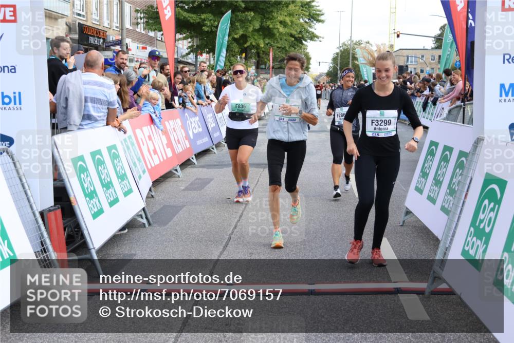 15.09.2024 - PSD Bank Halbmarathon Strokosch-Dieckow http://msf.ph/oto/7069157 15.09.2024 12:22:45 Ziel 836, 2862, 3018, 3036, 3299, 3304 meine-sportfotos.de