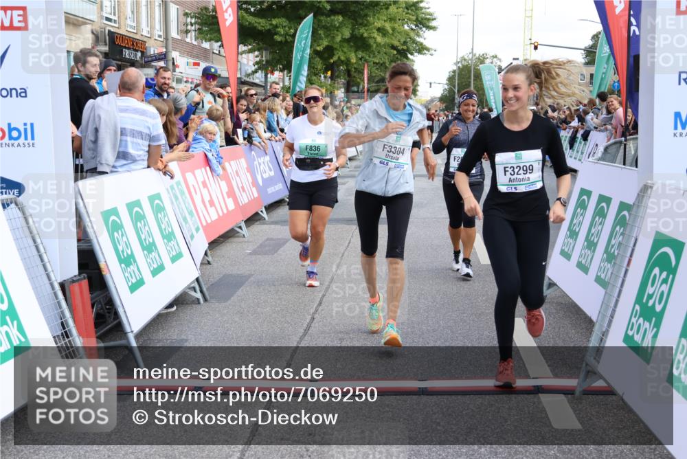 15.09.2024 - PSD Bank Halbmarathon Strokosch-Dieckow http://msf.ph/oto/7069250 15.09.2024 12:22:45 Ziel 836, 2862, 3018, 3036, 3299, 3304 meine-sportfotos.de