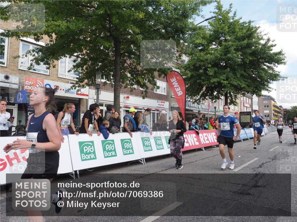 15.09.2024 - PSD Bank Halbmarathon Miley Keyser http://msf.ph/oto/7069386 15.09.2024 12:22:00 Ziel 1654, 2039, 2131, 2457, 2689, 2769, 3025, 3230, 3471 meine-sportfotos.de