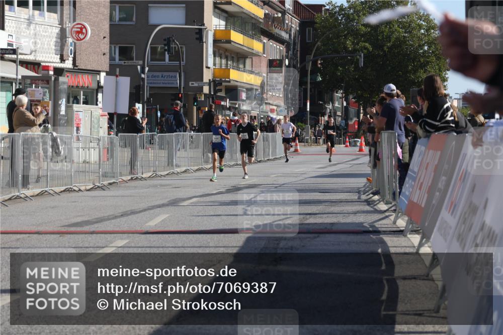 15.09.2024 - PSD Bank Halbmarathon Michael Strokosch http://msf.ph/oto/7069387 15.09.2024 10:24:47 Ziel 61, 211 meine-sportfotos.de