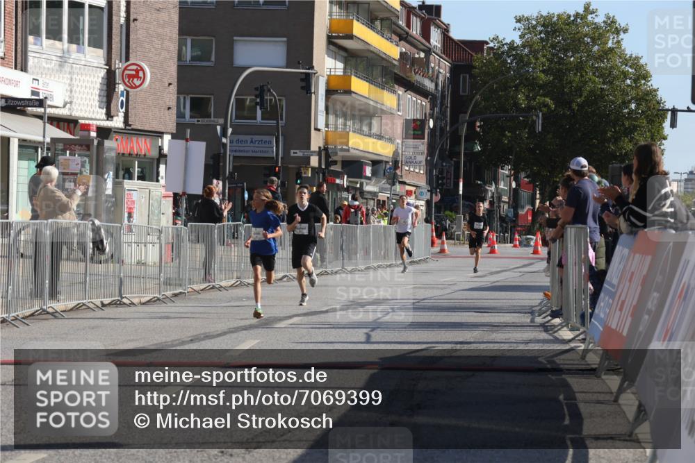15.09.2024 - PSD Bank Halbmarathon Michael Strokosch http://msf.ph/oto/7069399 15.09.2024 10:24:48 Ziel 61, 131, 211 meine-sportfotos.de