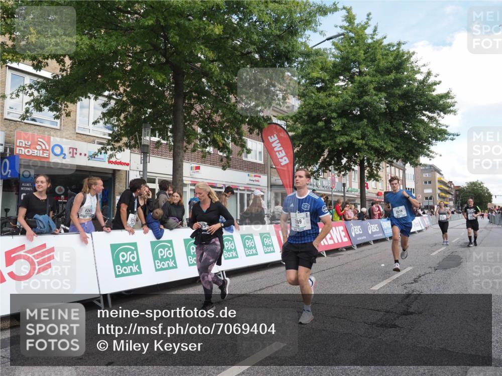 15.09.2024 - PSD Bank Halbmarathon Miley Keyser http://msf.ph/oto/7069404 15.09.2024 12:22:01 Ziel 1654, 2039, 2131, 2321, 2457, 2689, 2769, 3025, 3230, 3471 meine-sportfotos.de